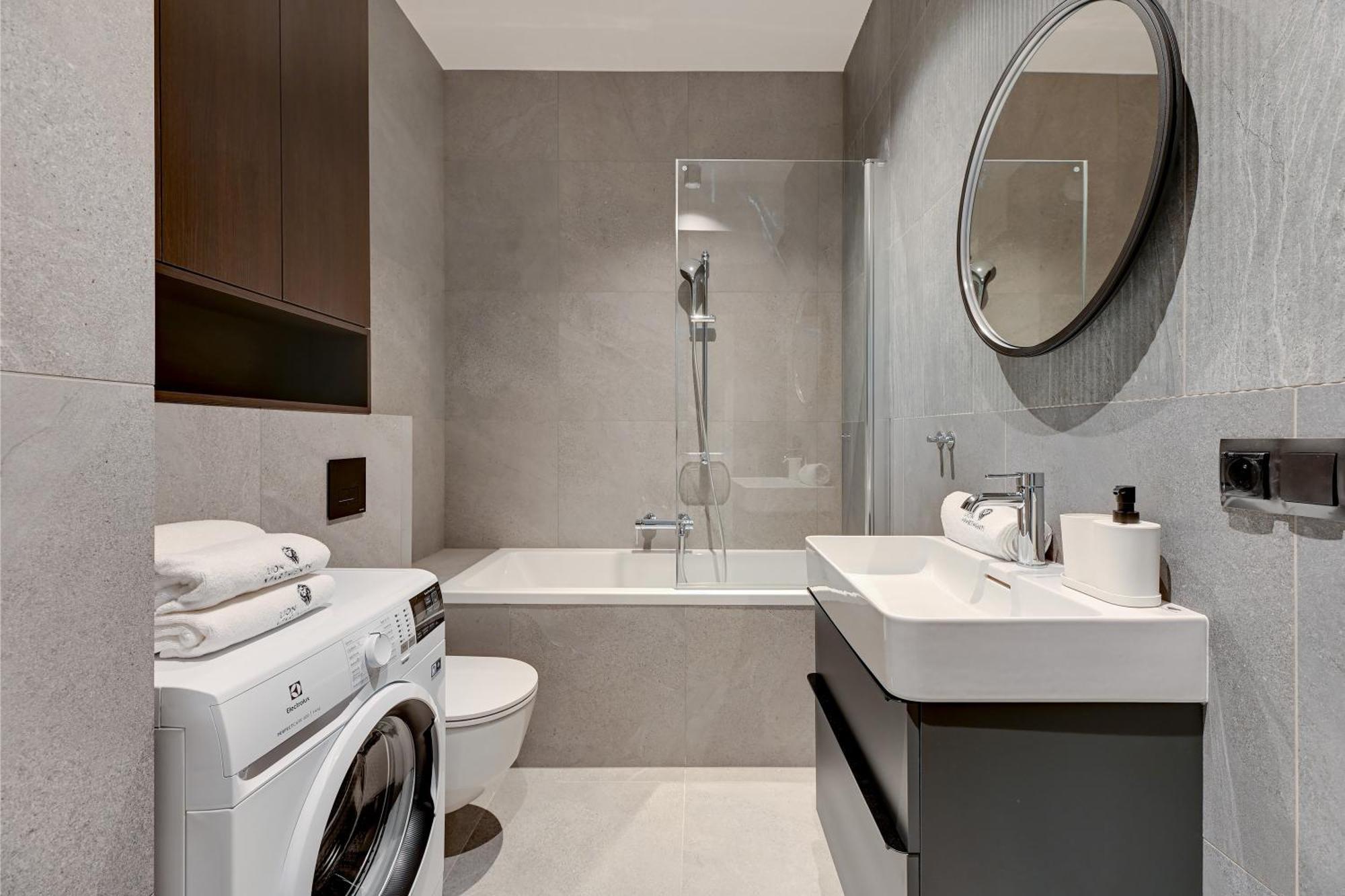 Scala 60D City Center Apartments With Parking By Lion Apartments Γκντανσκ Εξωτερικό φωτογραφία