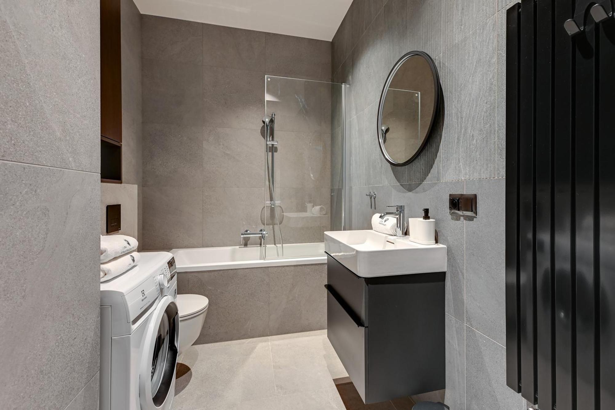 Scala 60D City Center Apartments With Parking By Lion Apartments Γκντανσκ Εξωτερικό φωτογραφία
